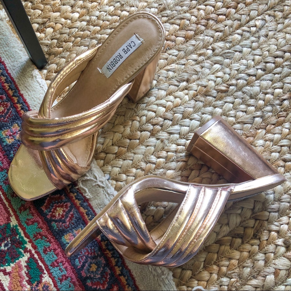 Gold mule sandal